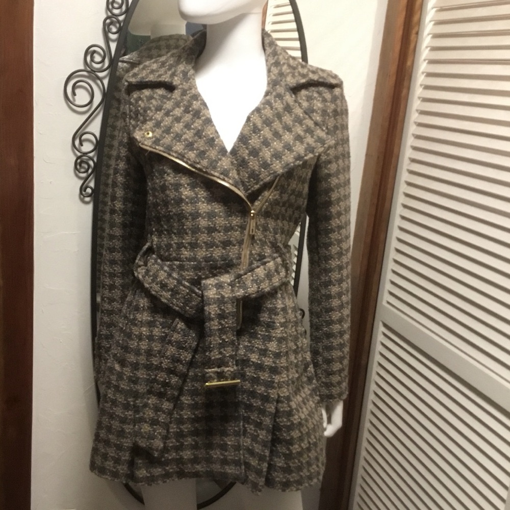 Kenneth Cole houndstooth check wool coat.
